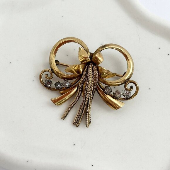 Vintage Ribbon Tassle 12k Gold Filled & Rhinestone Accented Retro Brooch Pin - Picture 1 of 6